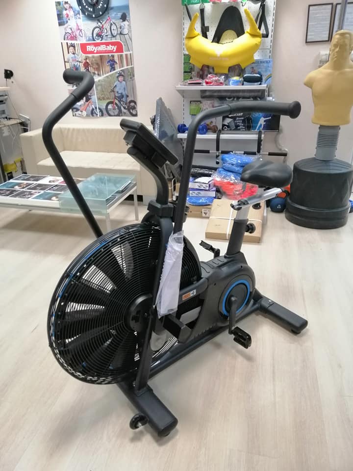 Xe đạp gym Impulse HB005
