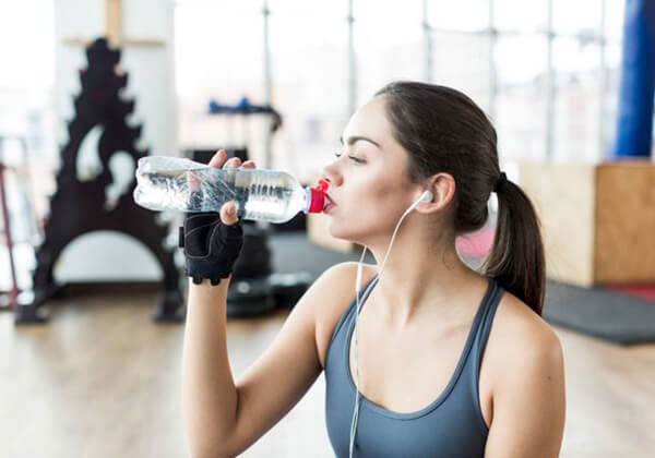 Kinh doanh nước uống và đồ ăn cho người tập đem lại nguồn lợi nhuận lớn cho các phòng gym