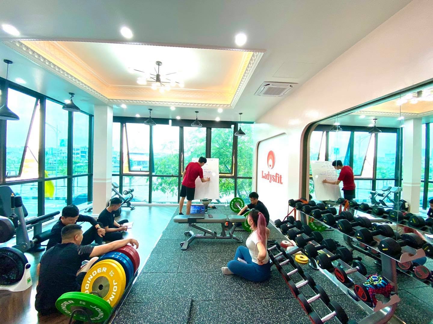Phòng tập Private gym LadysFit